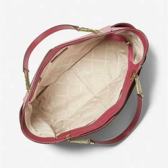 NWT Michael Kors Handbags💕Gaby’sBags - Picture 3 of 3